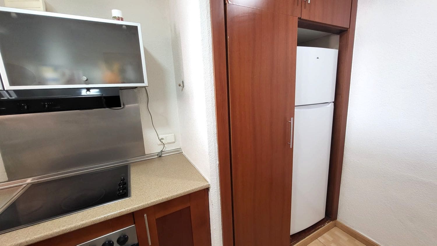 Apartment for rent in La Cala del Moral with pool garage - € 750 (Ref: 9697981)