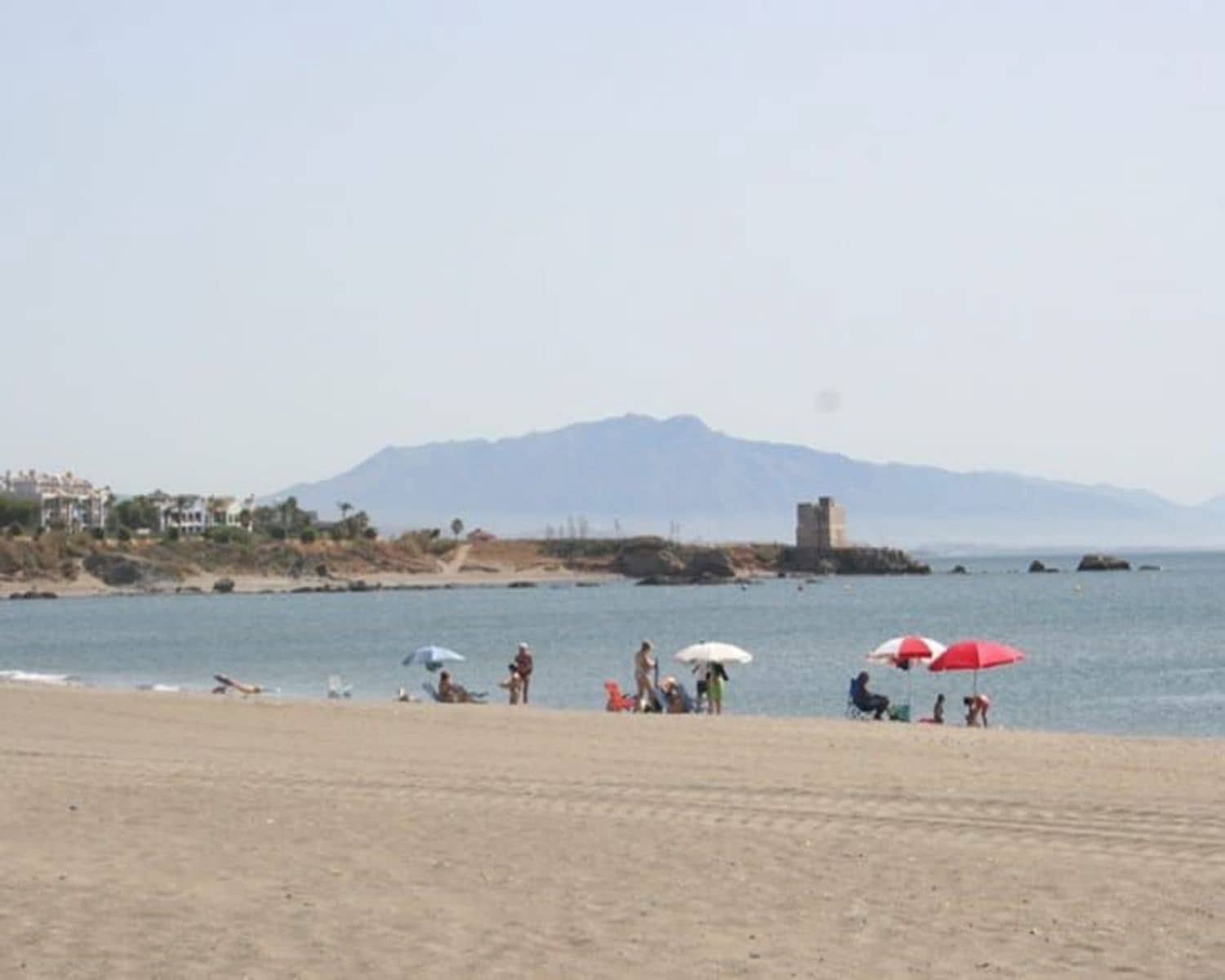2 bedroom Apartment for sale in Bahia de Casares with pool garage - € 395,000 (Ref: 9697982)