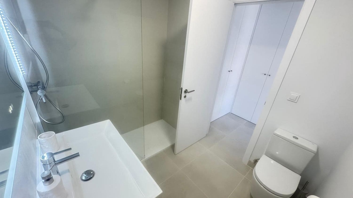 2 bedroom Apartment for sale in Bahia de Casares with pool garage - € 395,000 (Ref: 9697982)