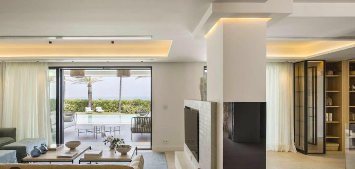 2 Zimmer Apartment zu verkaufen in Torre de Benagalbon mit Pool Garage - 365.000 € (Ref: 9700308)