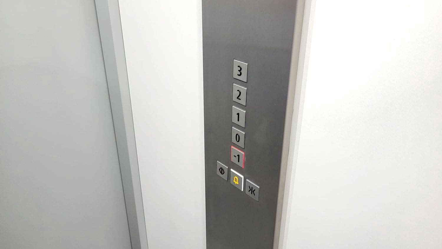 1 bedroom Apartment for sale in Torre de Benagalbon with garage - € 250,000 (Ref: 9700310)