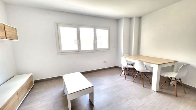 1 Zimmer Apartment zu verkaufen in Torre de Benagalbon, Rincón de la Victoria mit Garage - 250.000 € (Ref: 9700310)