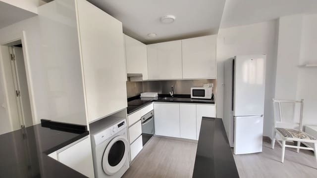 1 Zimmer Apartment zu verkaufen in Torre de Benagalbon, Rincón de la Victoria mit Garage - 250.000 € (Ref: 9700310)