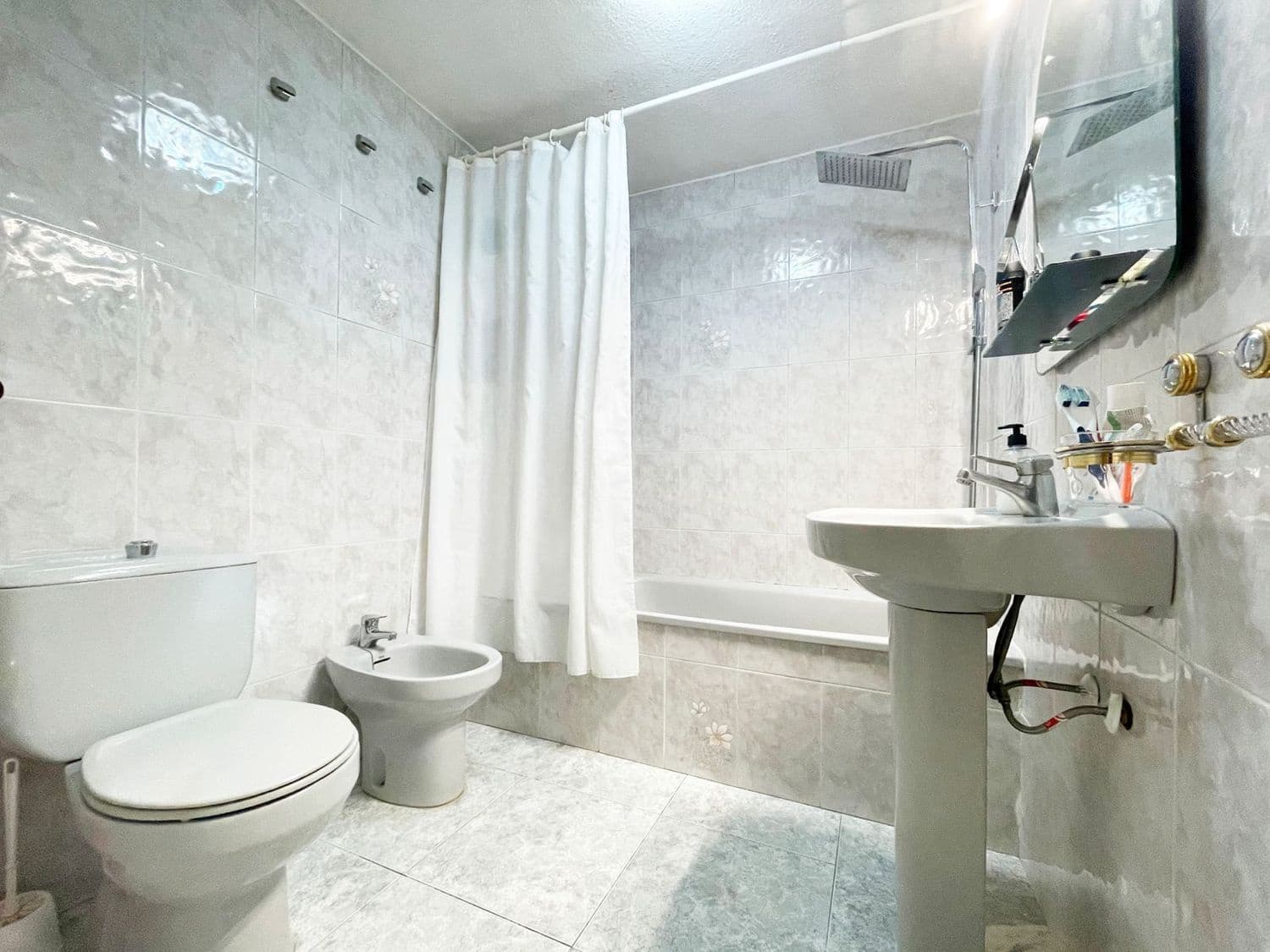 3 bedroom Finca/Country House for sale in Vinuela with garage - € 150,000 (Ref: 9704447)