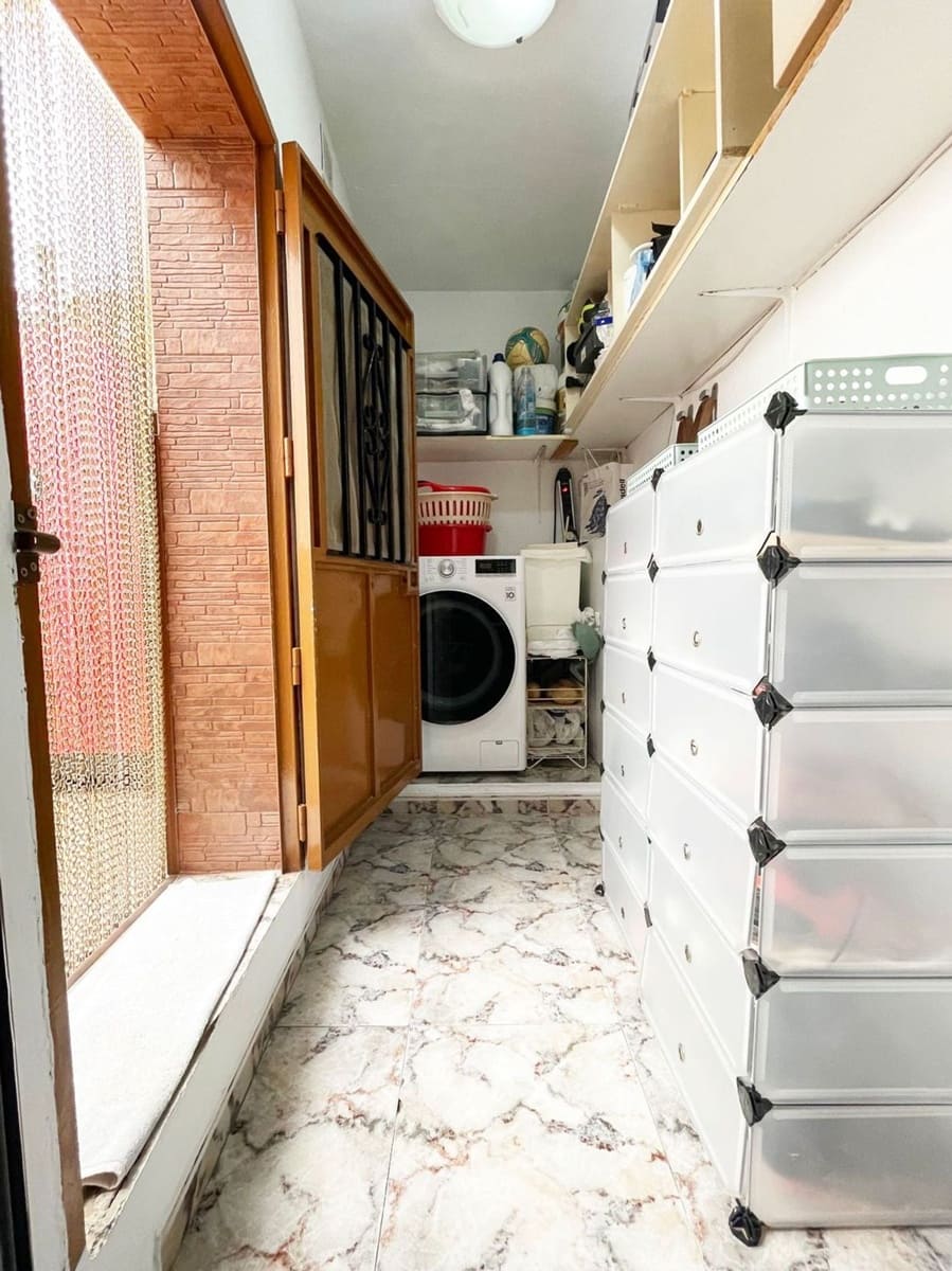 3 bedroom Finca/Country House for sale in Vinuela with garage - € 150,000 (Ref: 9704447)