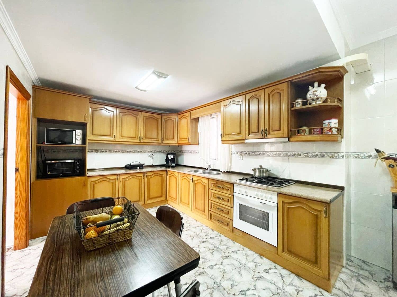 3 bedroom Finca/Country House for sale in Vinuela with garage - € 150,000 (Ref: 9704447)