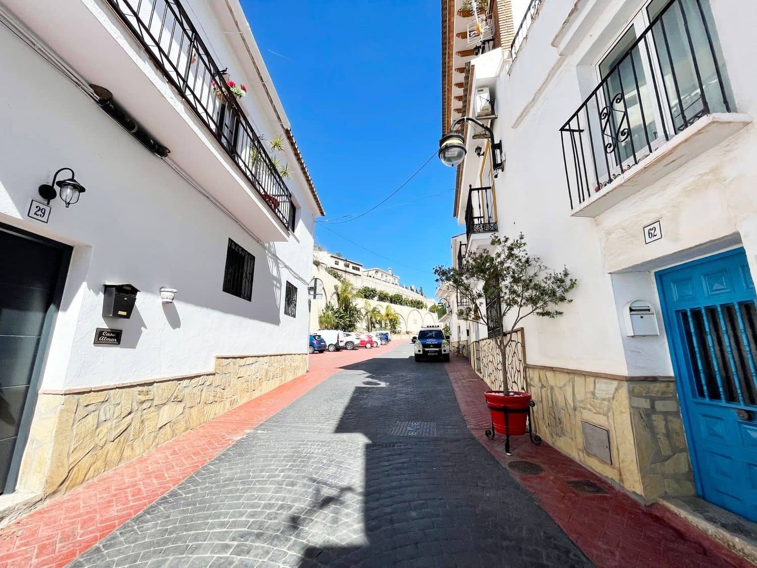 3 bedroom Finca/Country House for sale in Vinuela with garage - € 150,000 (Ref: 9704447)