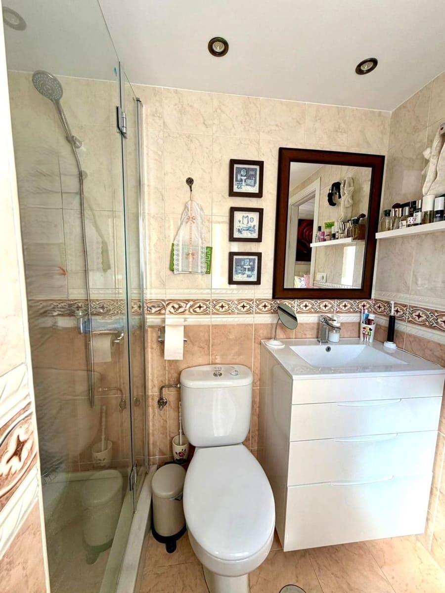 4 quarto Apartamento para venda em Estepona com garagem - 489 000 € (Ref: 9710958)