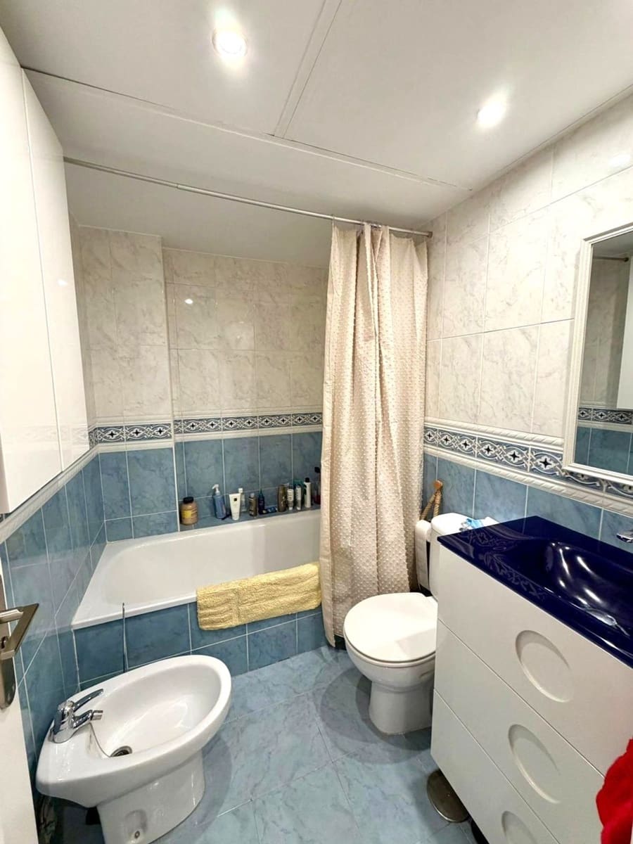 4 quarto Apartamento para venda em Estepona com garagem - 489 000 € (Ref: 9710958)