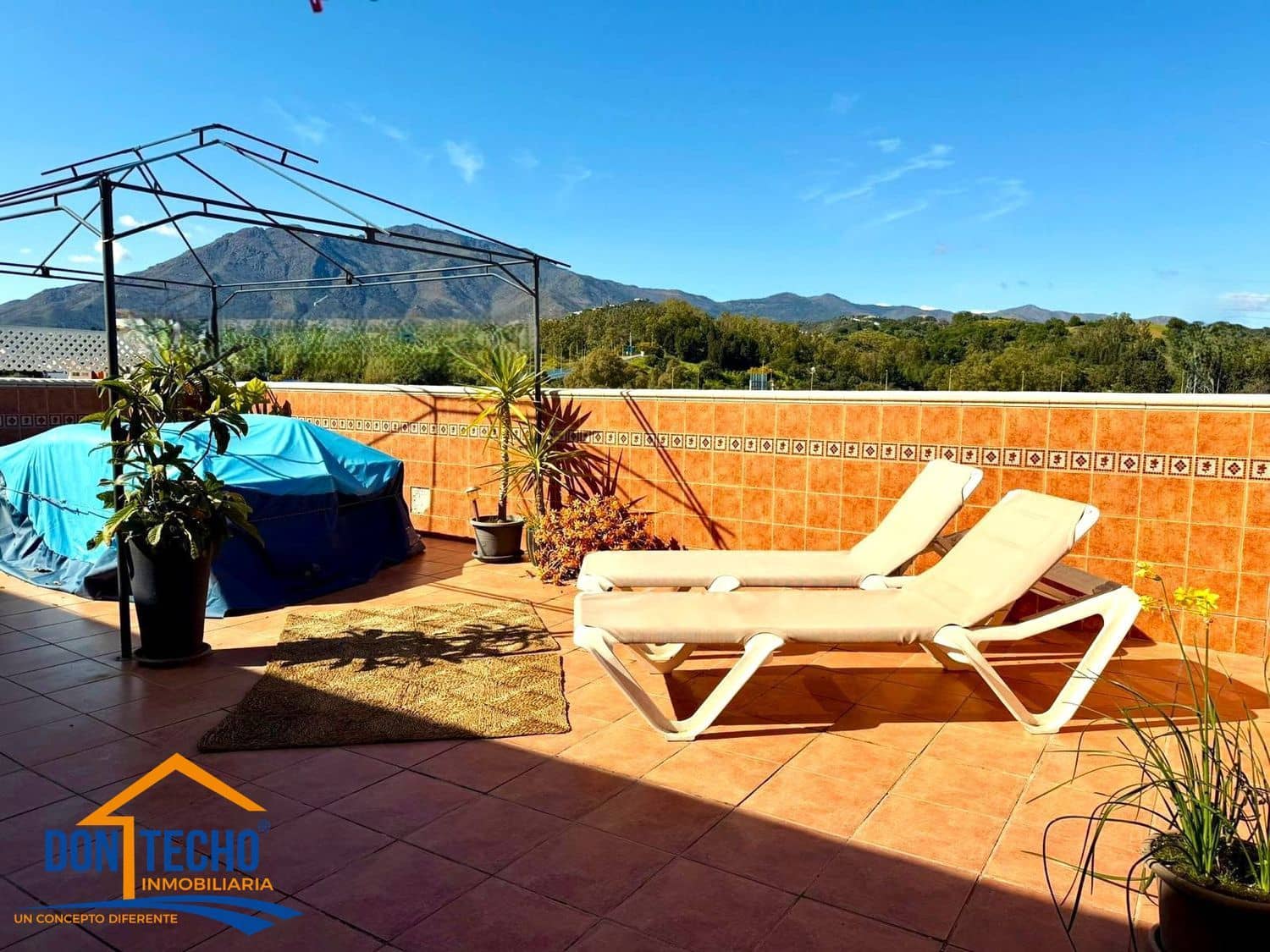 4 quarto Apartamento para venda em Estepona com garagem - 489 000 € (Ref: 9710958)