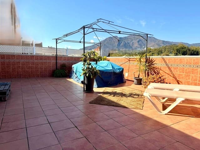 4 quarto Apartamento para venda em Sierra de Estepona - Avda. de Andalucía, Estepona com garagem - 489 000 € (Ref: 9710958)