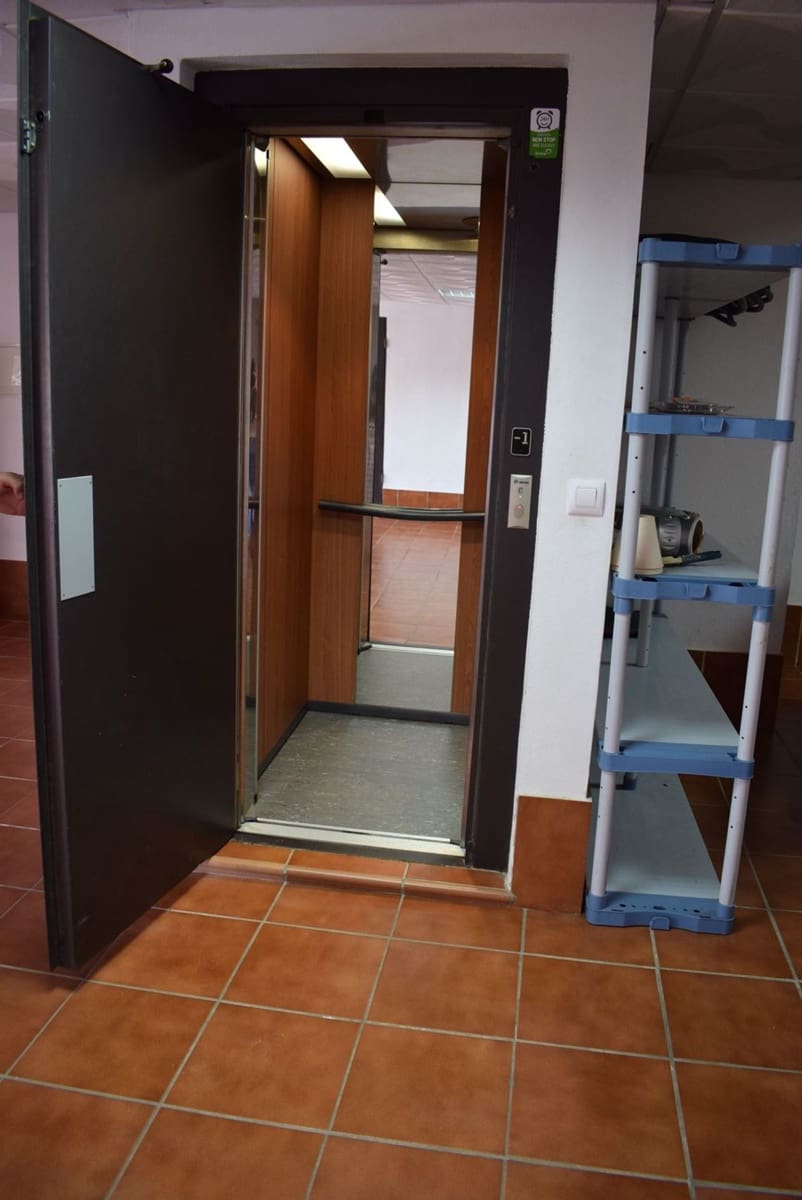 6 chambre Maison de Ville à vendre à Manilva avec piscine garage - 950 000 € (Ref: 9719529)