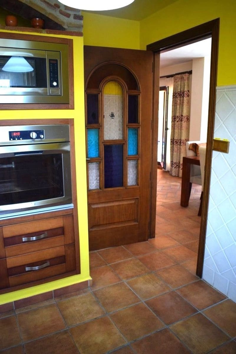 6 chambre Maison de Ville à vendre à Manilva avec piscine garage - 950 000 € (Ref: 9719529)