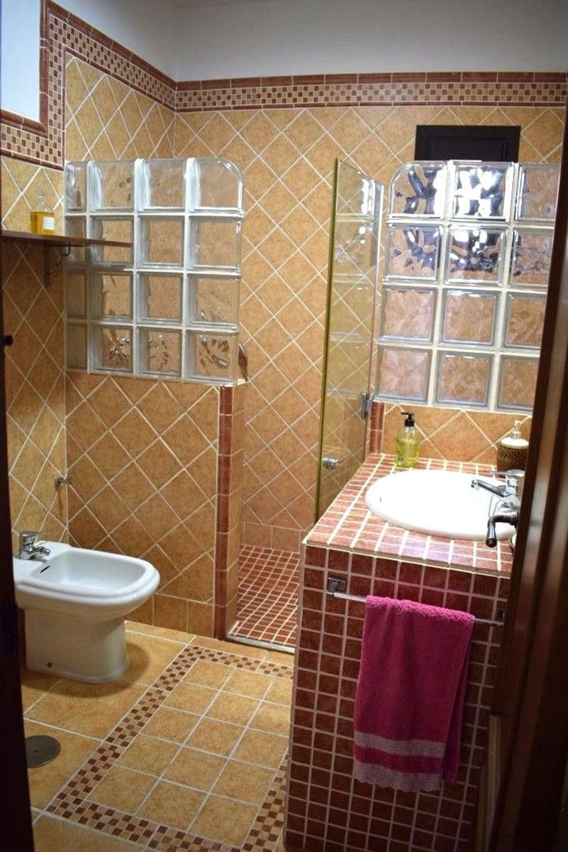 6 chambre Maison de Ville à vendre à Manilva avec piscine garage - 950 000 € (Ref: 9719529)