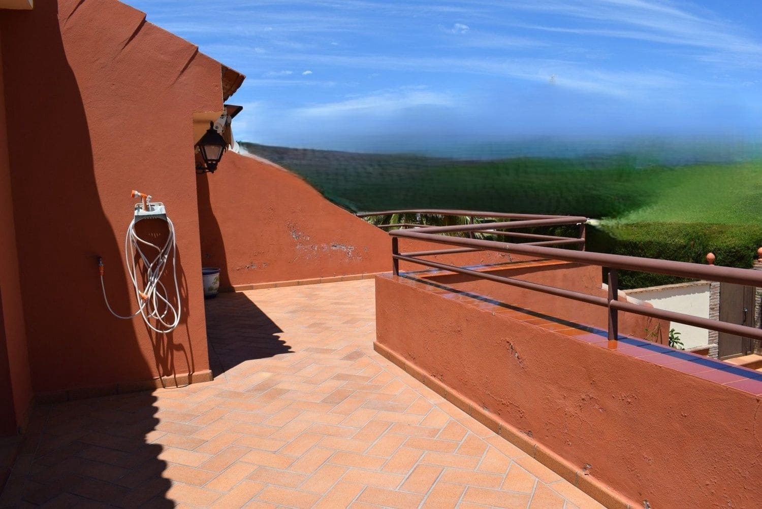 6 chambre Maison de Ville à vendre à Manilva avec piscine garage - 950 000 € (Ref: 9719529)