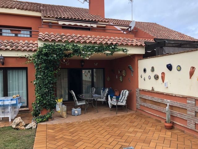 6 slaapkamer Huis te koop in Puerto de la Duquesa, Manilva met zwembad garage - € 950.000 (Ref: 9719529)