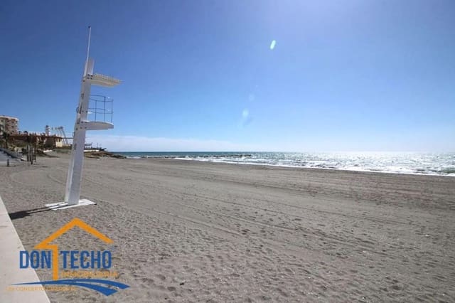 1 slaapkamer Appartement te koop in Centro Internacional, Torrox met zwembad garage - € 199.500 (Ref: 9721149)