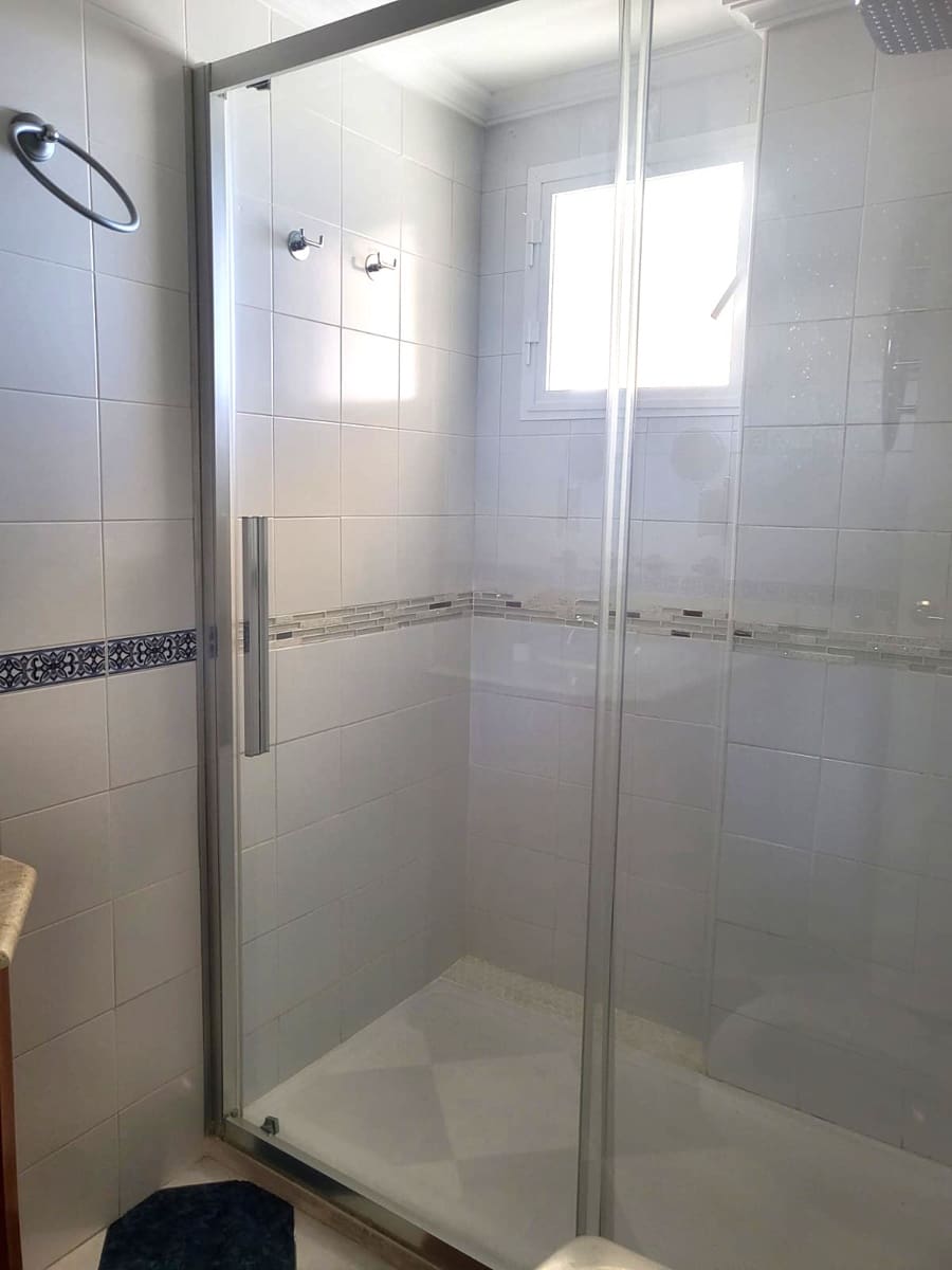 3 bedroom Apartment for sale in Rincon de la Victoria with pool garage - € 440,000 (Ref: 9731610)