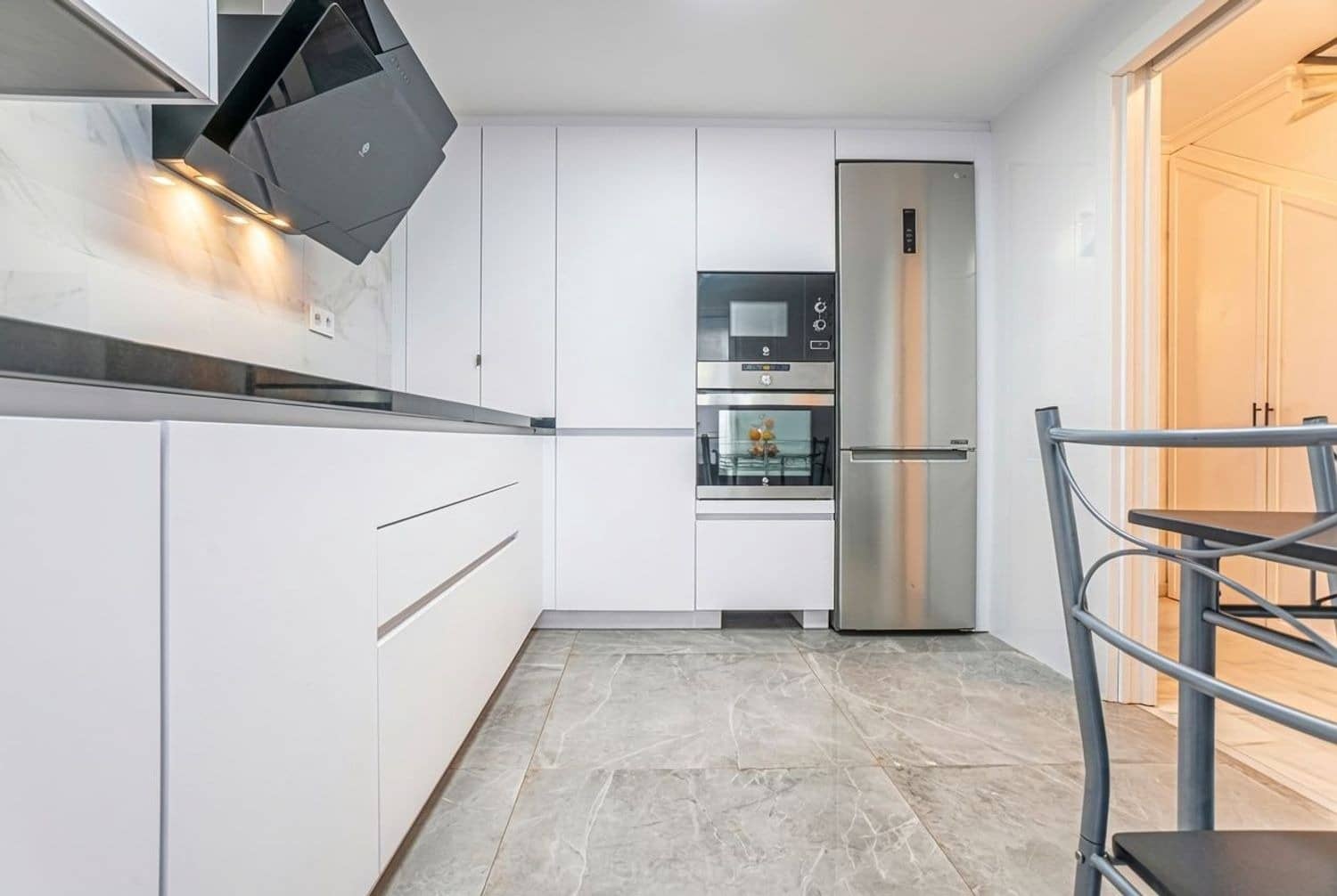 3 bedroom Apartment for sale in Rincon de la Victoria with pool garage - € 440,000 (Ref: 9731610)