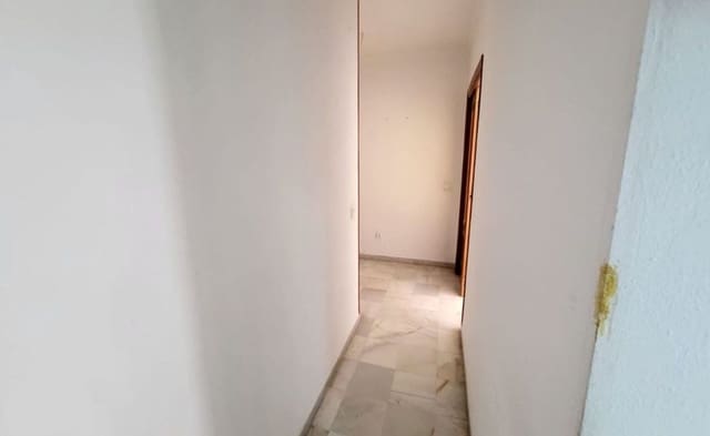 3 camera da letto Appartamento in vendita in Barcenillas, Malaga città con garage - 195.000 € (Rif: 9738008)