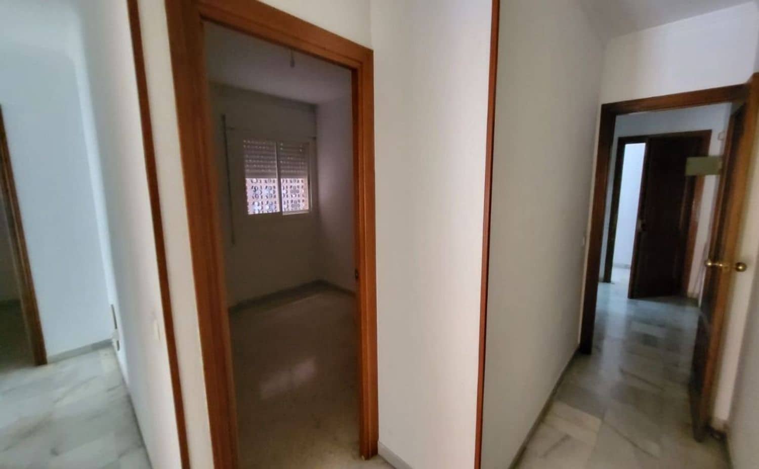 3 Zimmer Apartment zu verkaufen in Malaga Stadt mit Garage - 195.000 € (Ref: 9738008)