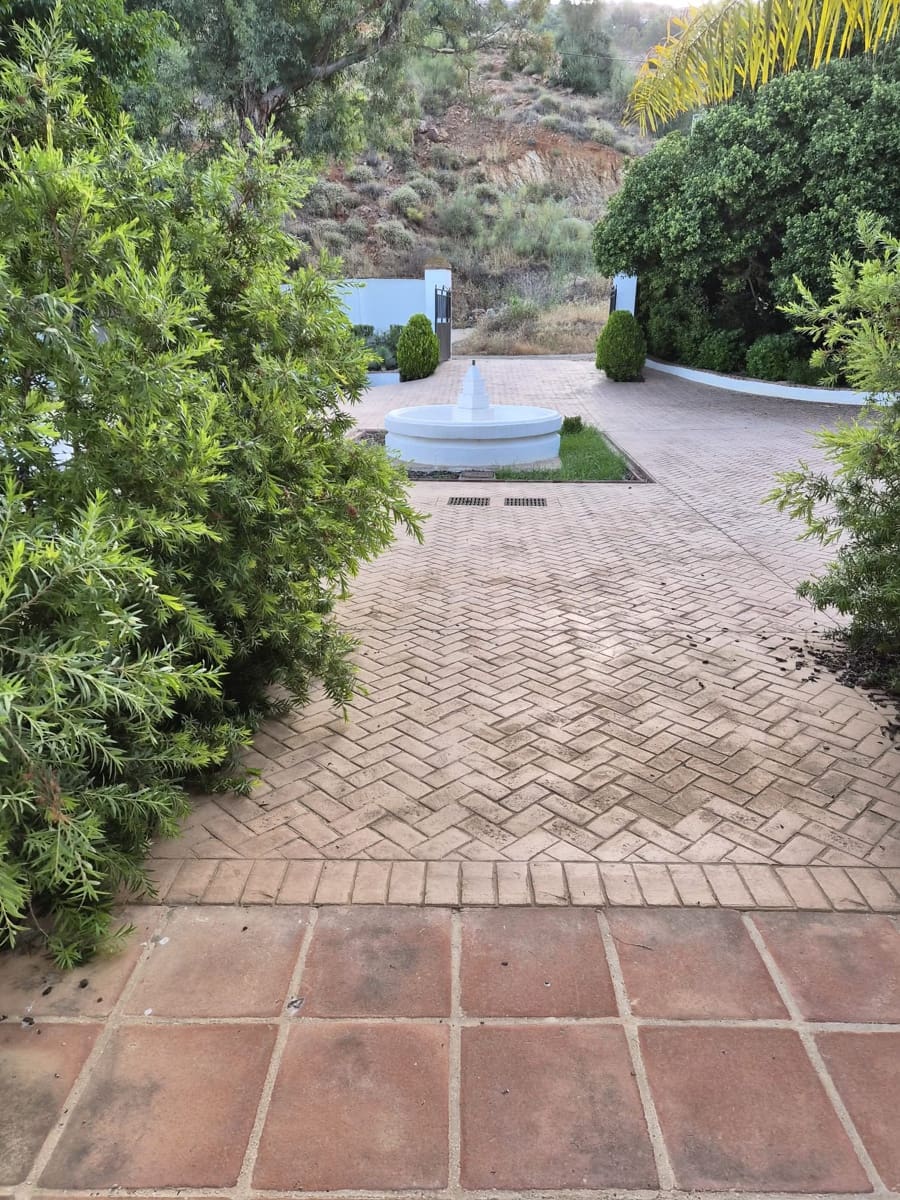 4 soveværelse Finca/Landehus til salg i Alora med swimmingpool garage - € 1.150.000 (Ref: 9741508)