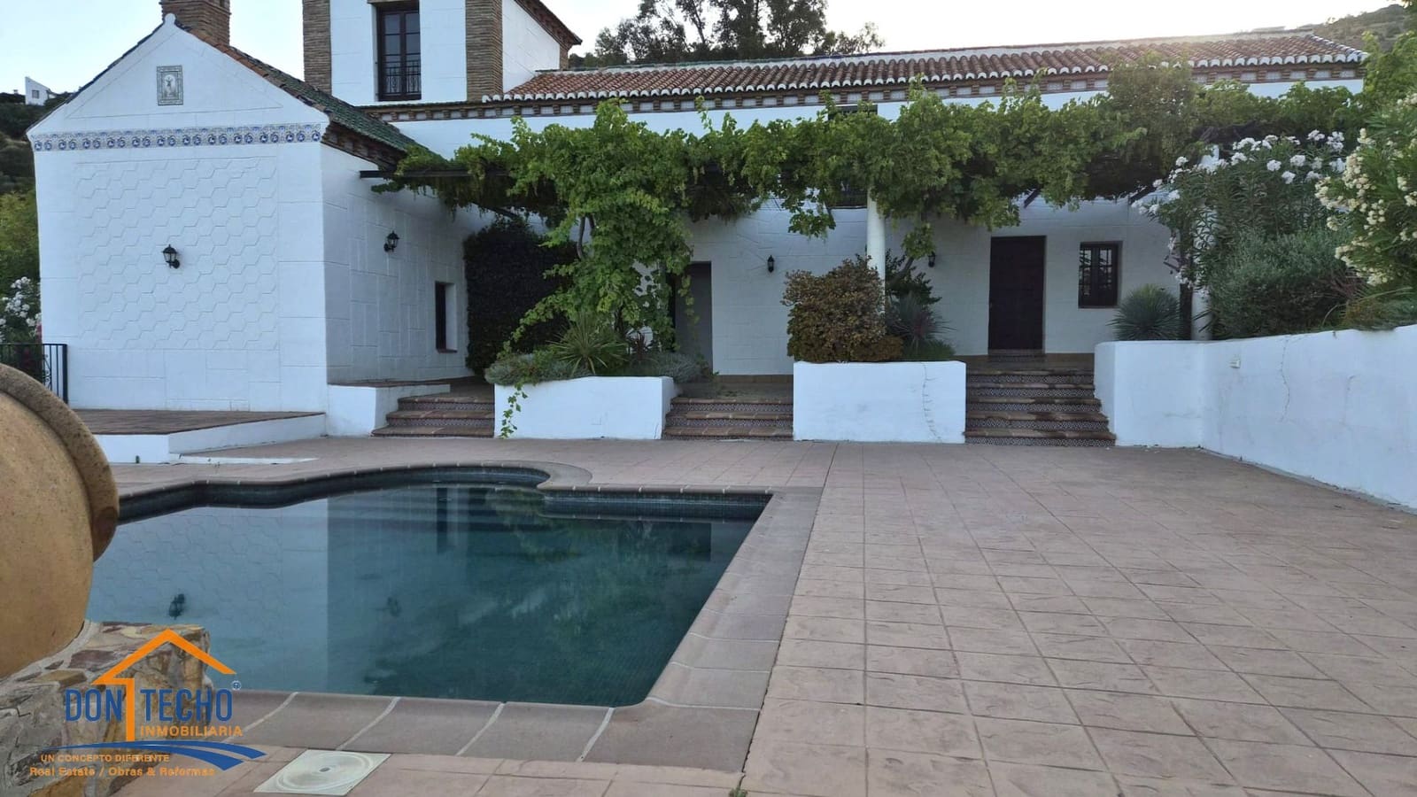 4 soveværelse Finca/Landehus til salg i Alora med swimmingpool garage - € 1.150.000 (Ref: 9741508)