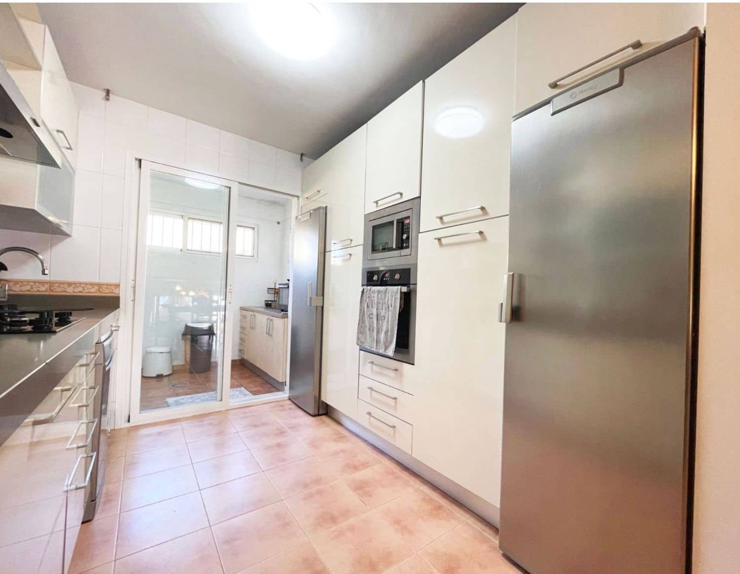 3 bedroom Townhouse for sale in Chilches with garage - € 465,000 (Ref: 9747480)