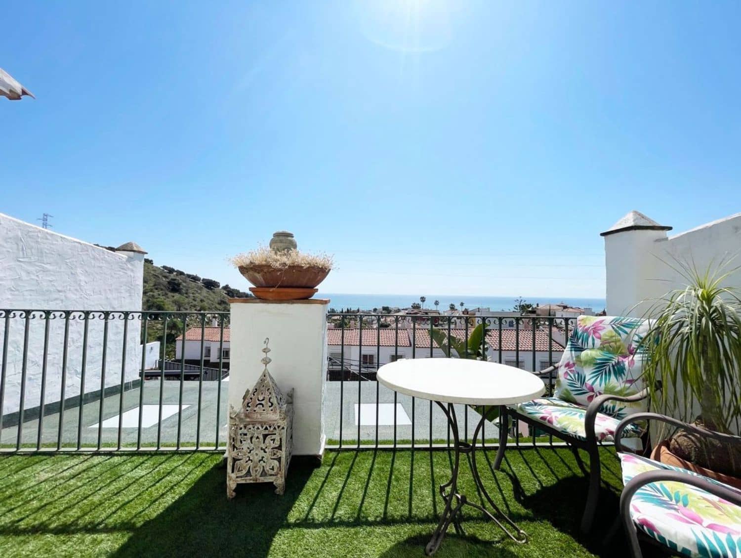 3 bedroom Townhouse for sale in Chilches with garage - € 465,000 (Ref: 9747480)