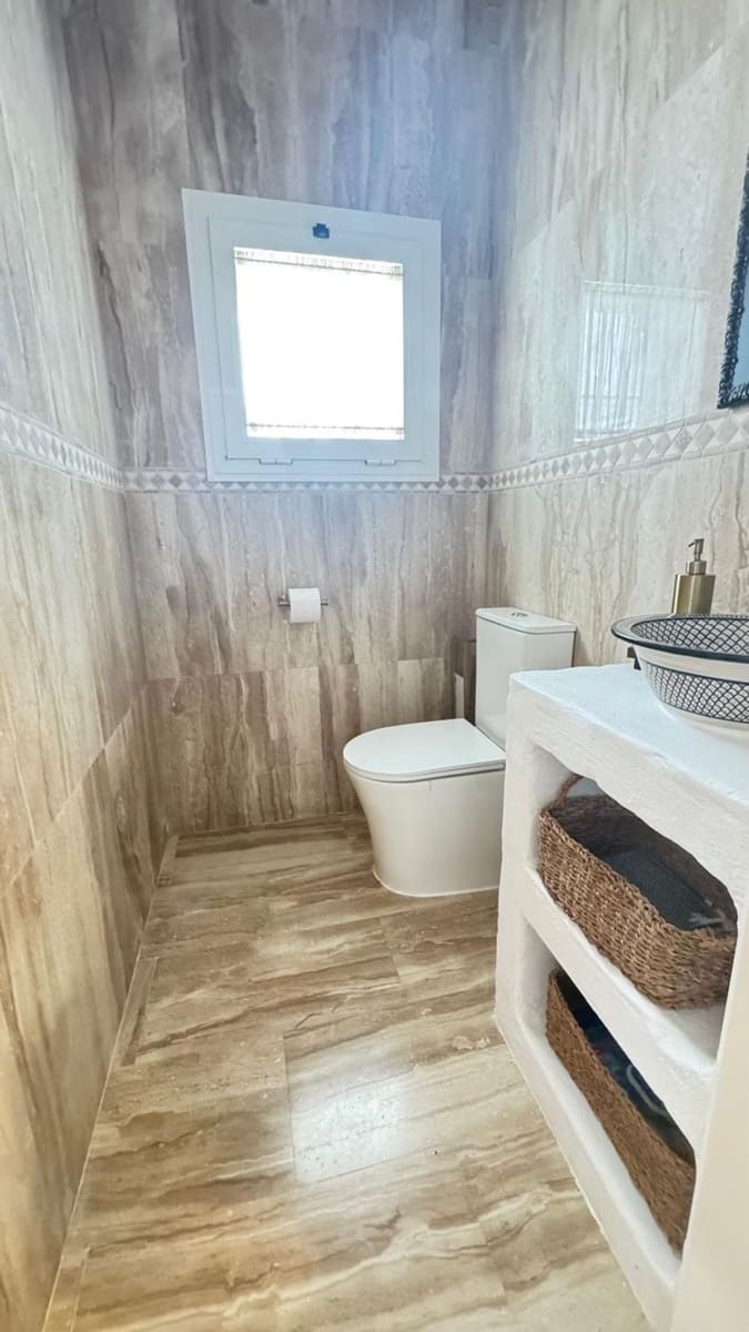 5 soverom Villa til salgs i Manilva med svømmebasseng garasje - € 2 000 000 (Ref: 9747481)