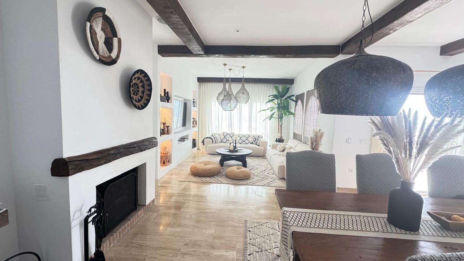 5 soverom Villa til salgs i Manilva med svømmebasseng garasje - € 2 000 000 (Ref: 9747481)