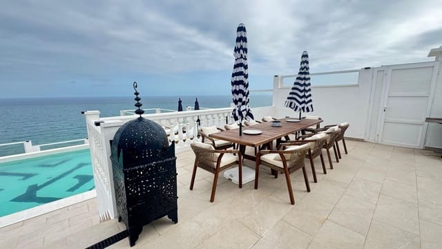 5 soveværelse Villa til salg i Alcorrín, Manilva med swimmingpool garage - € 2.000.000 (Ref: 9747481)