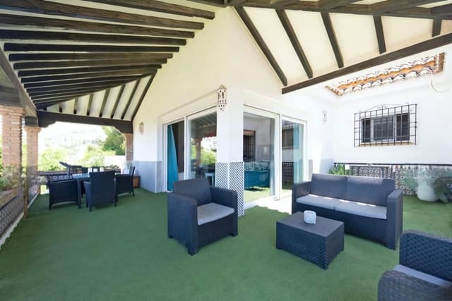 5 camera da letto Villa in vendita in La Cala del Moral, Rincón de la Victoria con piscina garage - 1.350.000 € (Rif: 9747482)