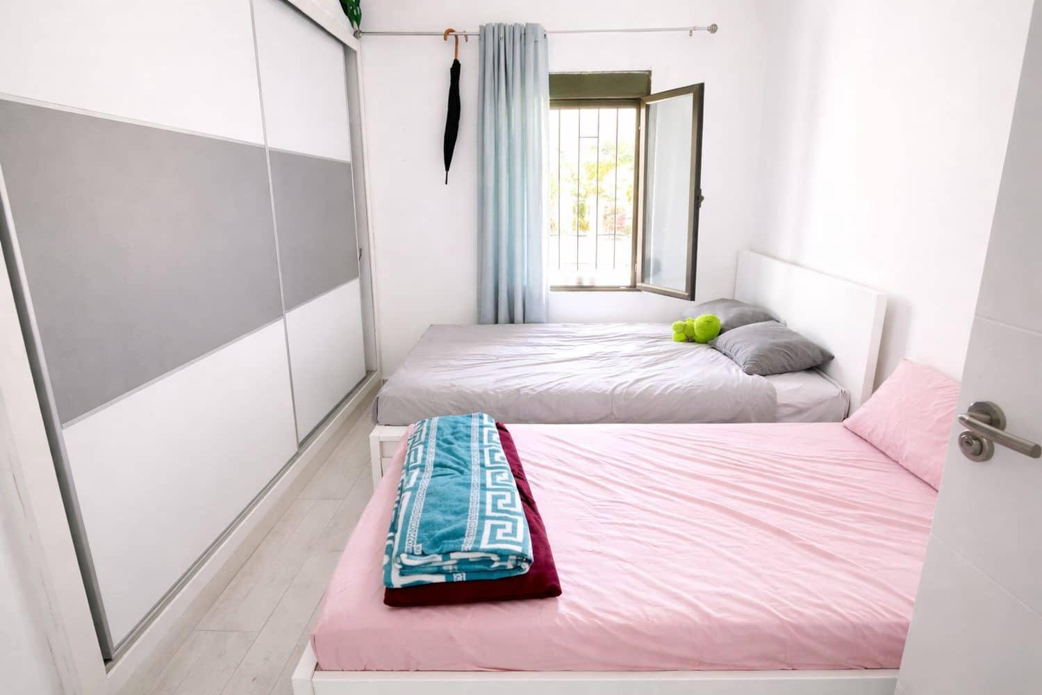 4 chambre Appartement à vendre à Algeciras avec garage - 250 000 € (Ref: 9758362)