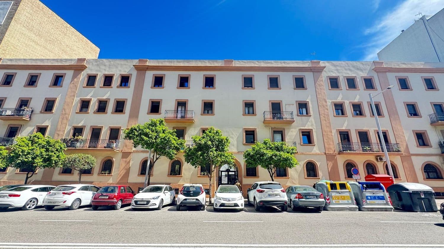 4 chambre Appartement à vendre à Algeciras avec garage - 250 000 € (Ref: 9758362)
