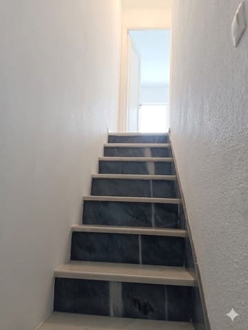 2 soveværelse Byhus til salg i Dos Hermanas, Málaga by med garage - € 249.000 (Ref: 9758363)