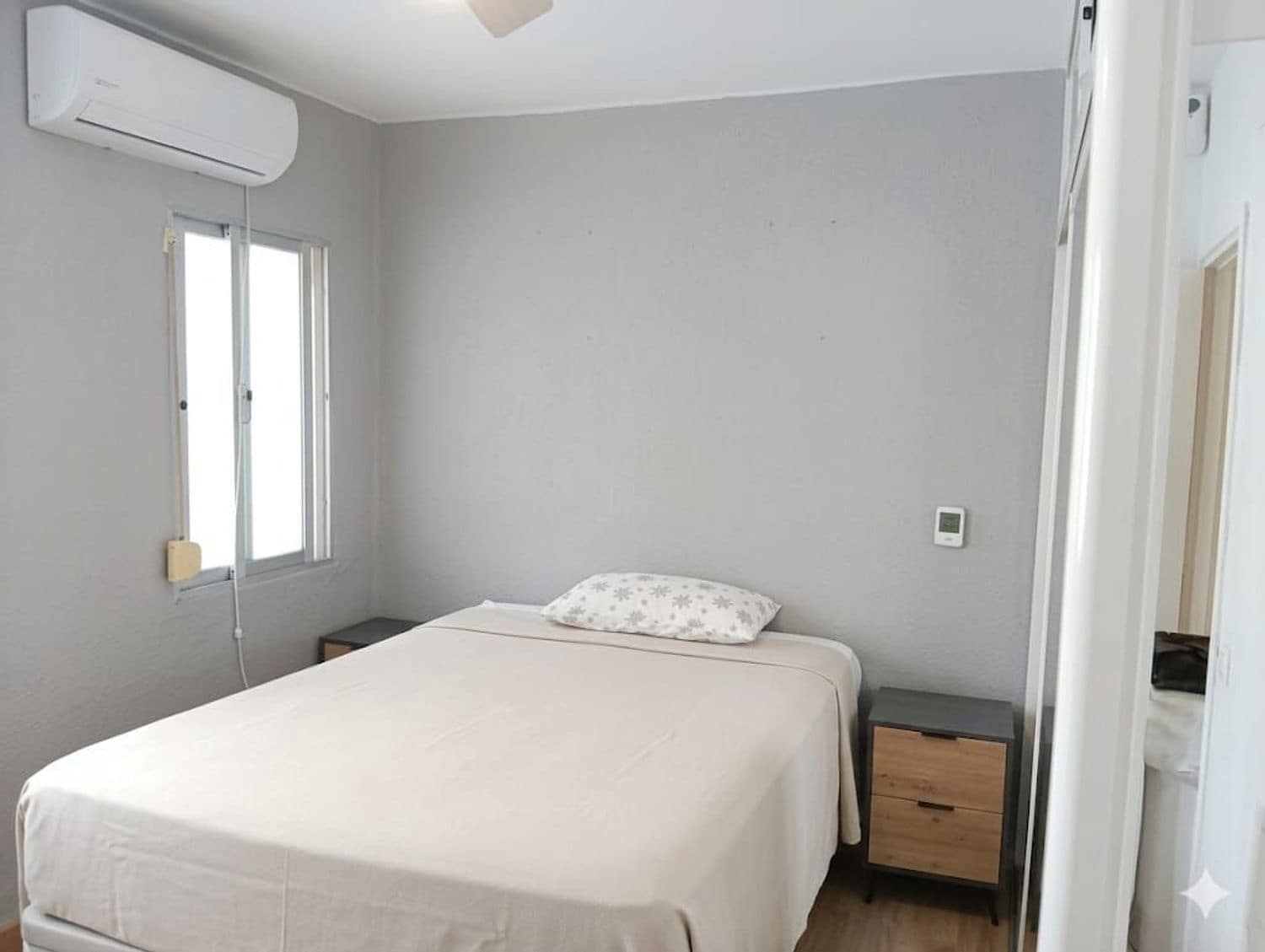 2 soveværelse Byhus til salg i Malaga by med garage - € 249.000 (Ref: 9758363)