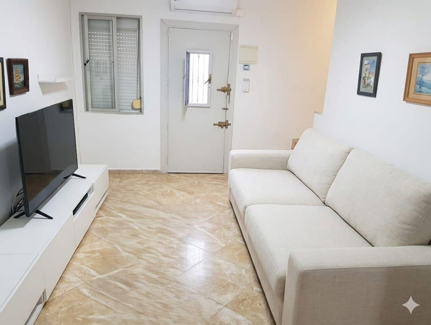 2 soveværelse Byhus til salg i Malaga by med garage - € 249.000 (Ref: 9758363)