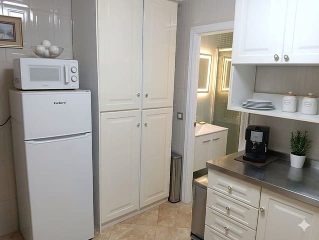 2 soveværelse Byhus til salg i Dos Hermanas, Málaga by med garage - € 249.000 (Ref: 9758363)