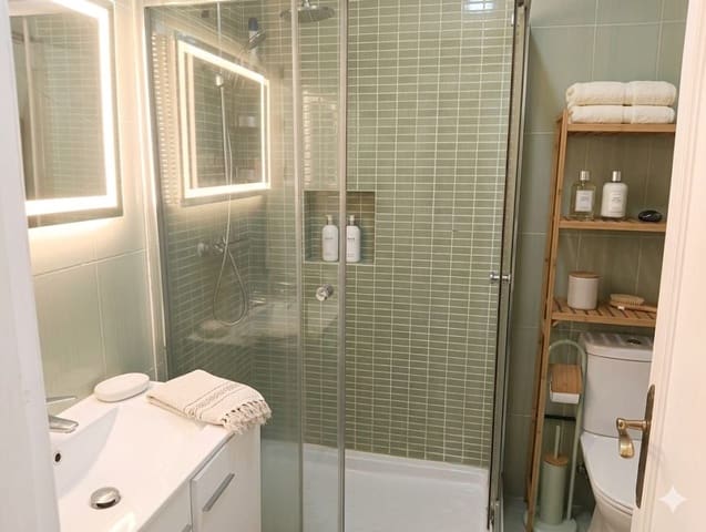 2 soveværelse Byhus til salg i Dos Hermanas, Málaga by med garage - € 245.000 (Ref: 9758363)