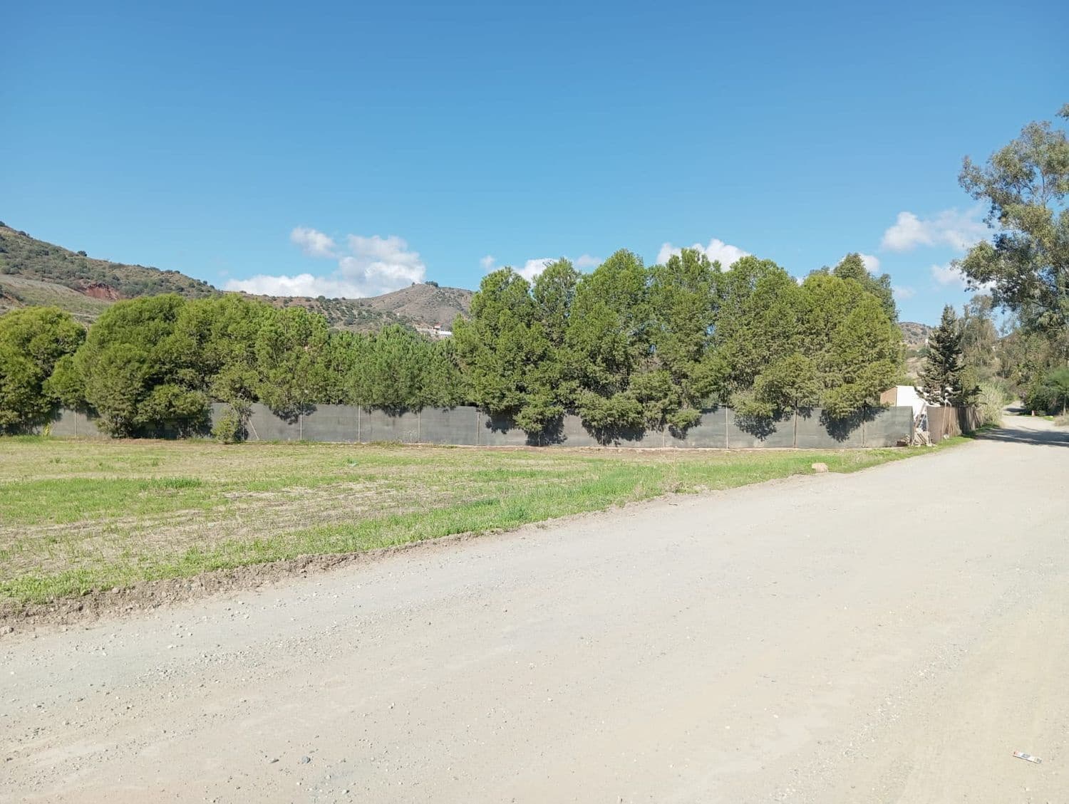 Rakentamaton maa myytävänä paikassa Malaga kaupunki - 250 000 € (Ref: 9758364)