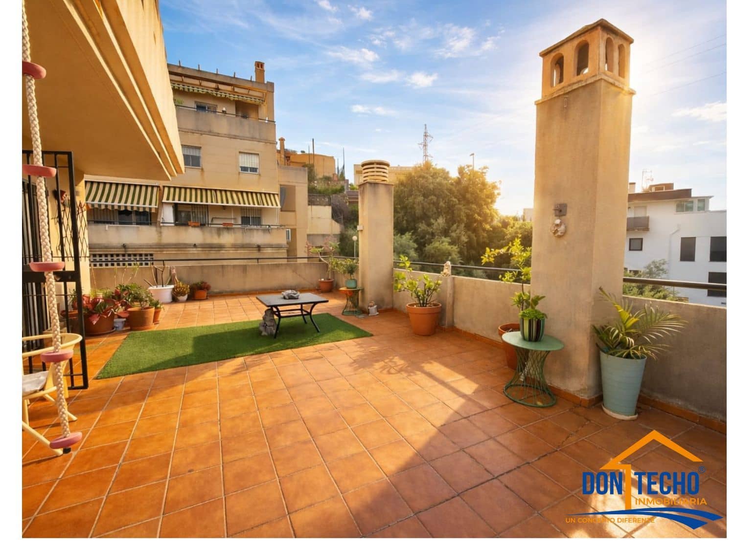 2 sypialnia Apartament na sprzedaż w Rincon de la Victoria z basenem garażem - 440 000 € (Ref: 9761593)