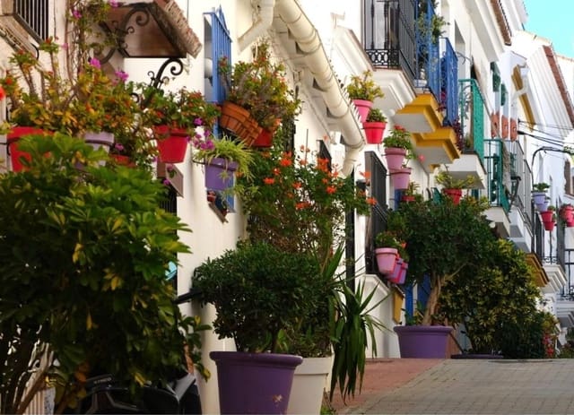 Terre non Aménagée à vendre à Centro, Estepona - 1 100 000 € (Ref: 9763466)