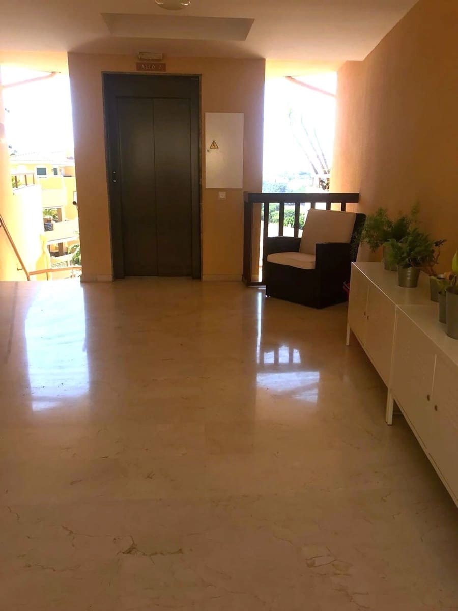 4 makuuhuone Huoneisto vuokrattavana paikassa Torrequebrada mukana uima-altaan 
autotalli - 2 500 € (Ref: 9763467)