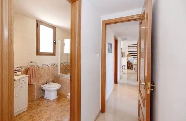 4 Zimmer Apartment zu vermieten in Cortijo Torrequebrada, Benalmádena mit Pool Garage - 2.500 € (Ref: 9763467)