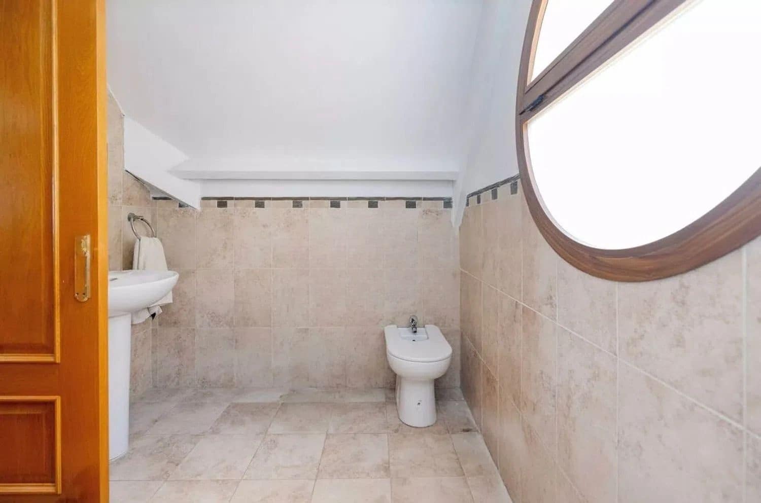 4 makuuhuone Huoneisto vuokrattavana paikassa Torrequebrada mukana uima-altaan 
autotalli - 2 500 € (Ref: 9763467)