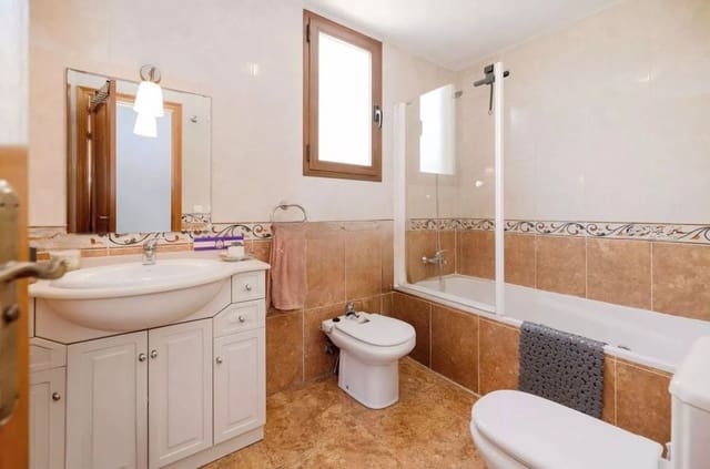 4 Zimmer Apartment zu vermieten in Cortijo Torrequebrada, Benalmádena mit Pool Garage - 2.500 € (Ref: 9763467)