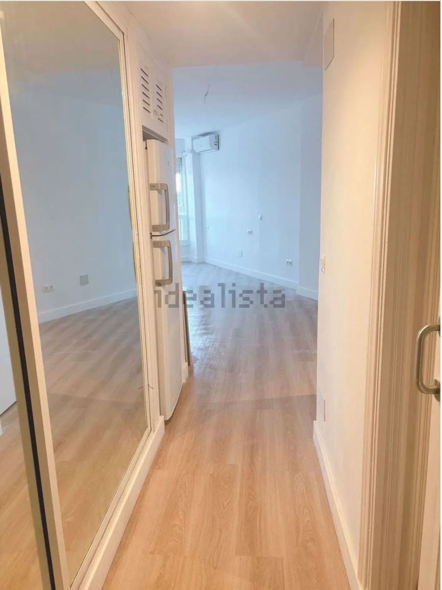 Apartment for sale in Torremolinos with pool garage - € 185,000 (Ref: 9763469)