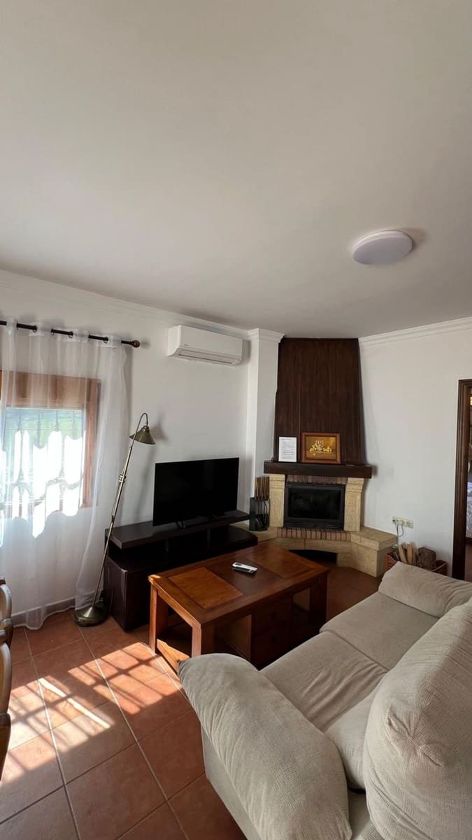 4 bedroom Villa for sale in Carratraca with pool garage - € 350,000 (Ref: 9763470)