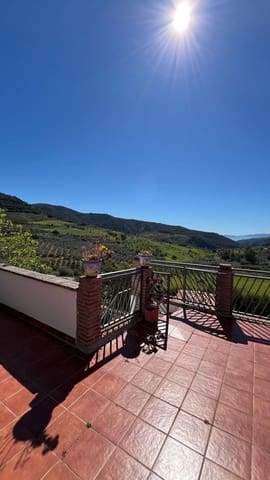 4 soverom Villa til salgs i Carratraca med svømmebasseng garasje - € 350 000 (Ref: 9763470)